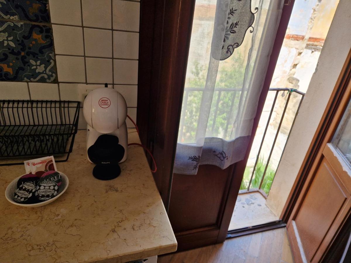 Casette Di Alex Con Terrazza Trapani Exterior foto